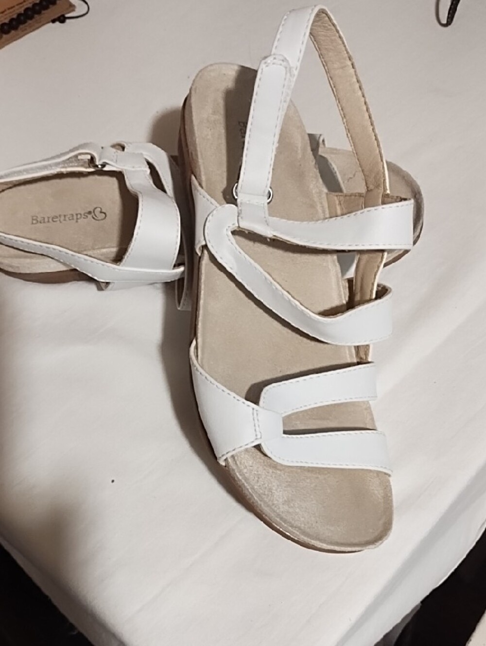 BareTraps White Triple-Strap Slingback Sandals Size 8 VGC. - Picture 3 of 7
